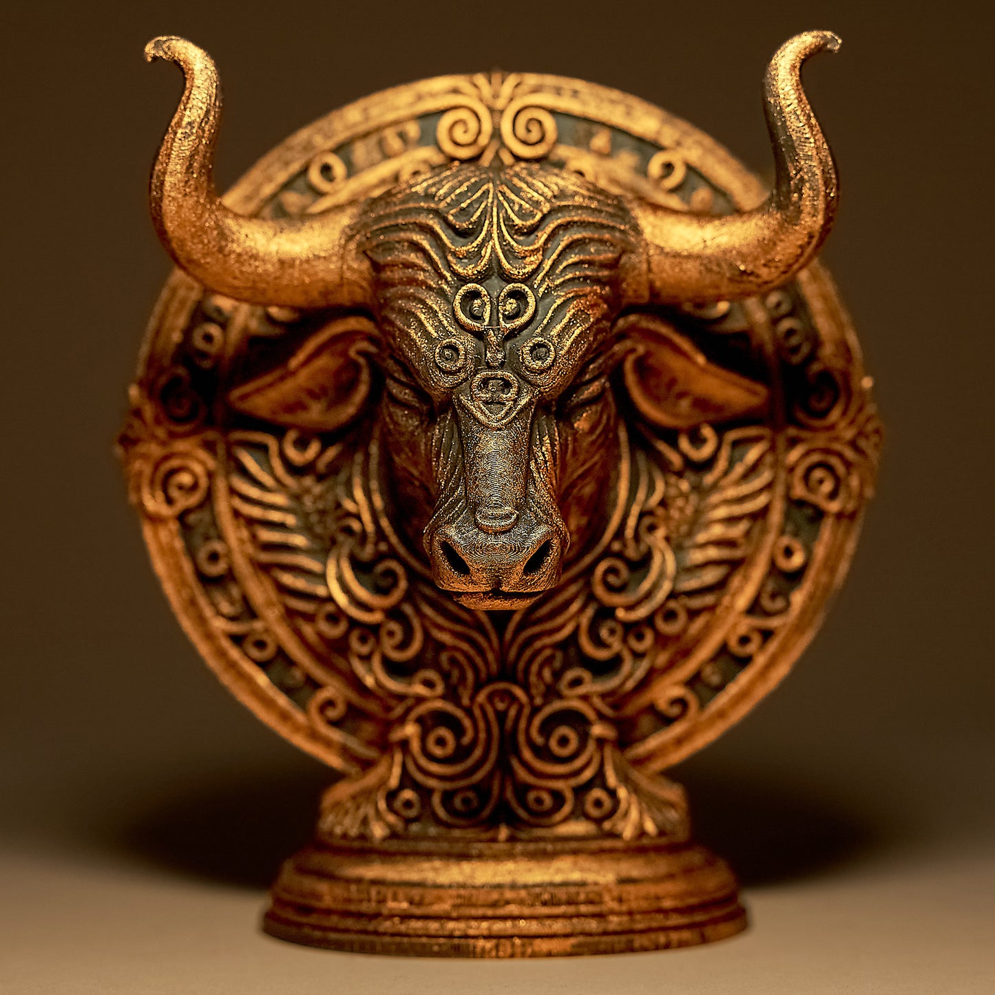 Byk Zodiak Znak Zdobiony, Ręcznie Malowany, Rzeźba, Statuetka, Figurka Dekoracyjna na Prezent