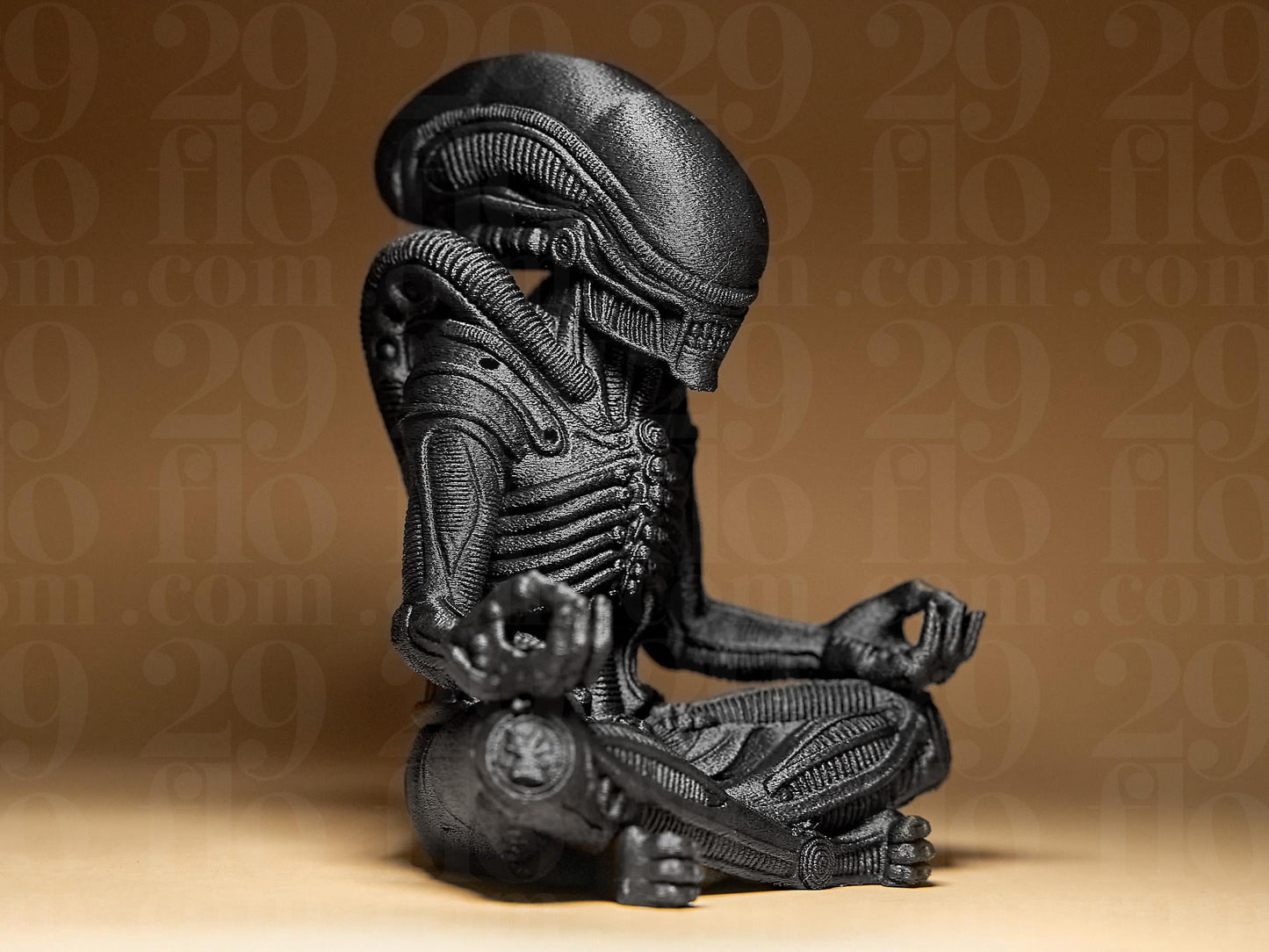 Meditating Xenomorph 3D Printed Alien Scary Figurine Halloween Decoration