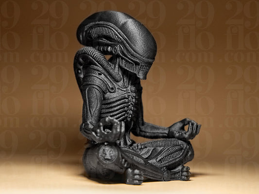 Meditating Xenomorph 3D Printed Alien Scary Figurine Halloween Decoration